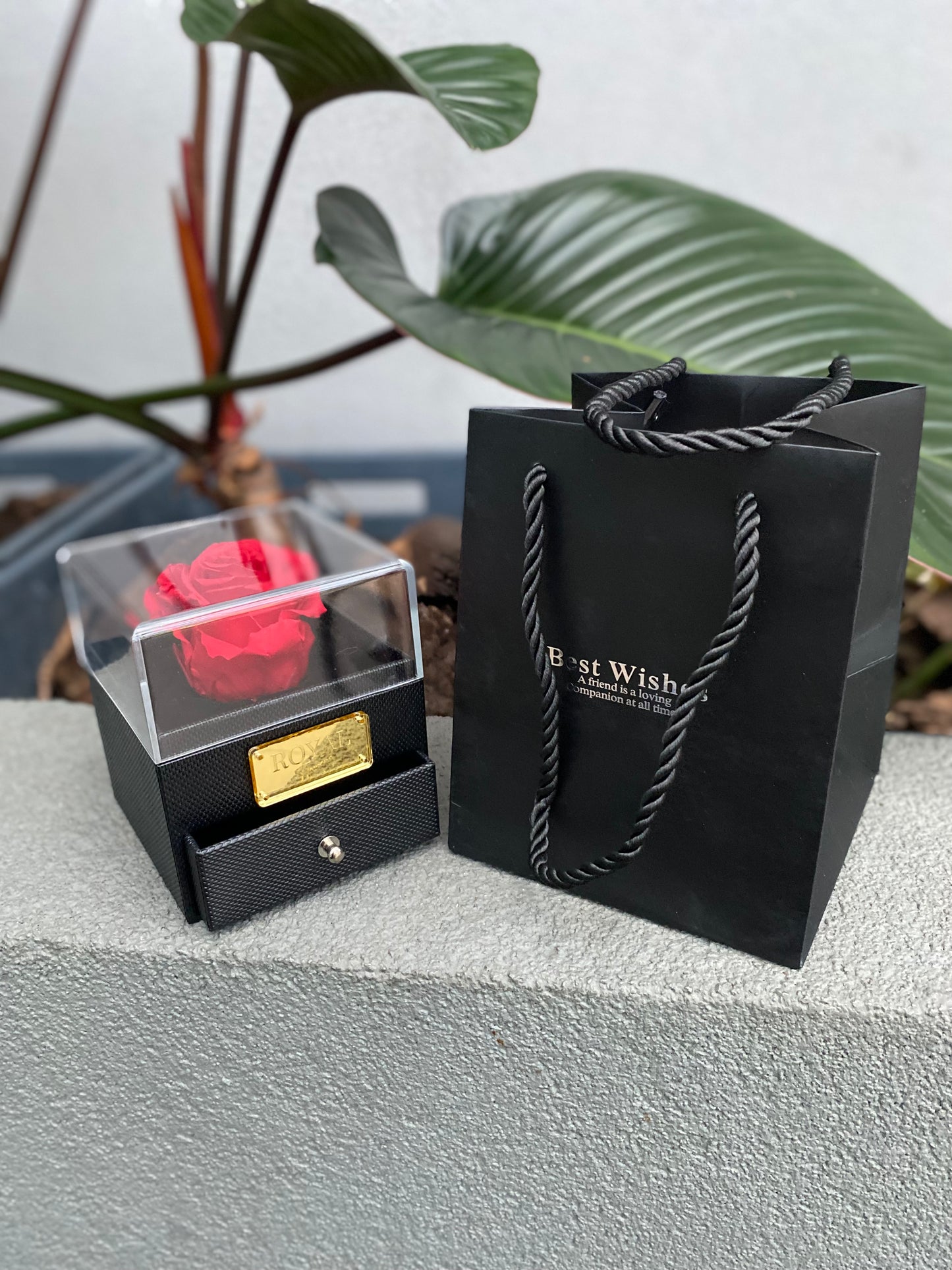 Joyero con rosa