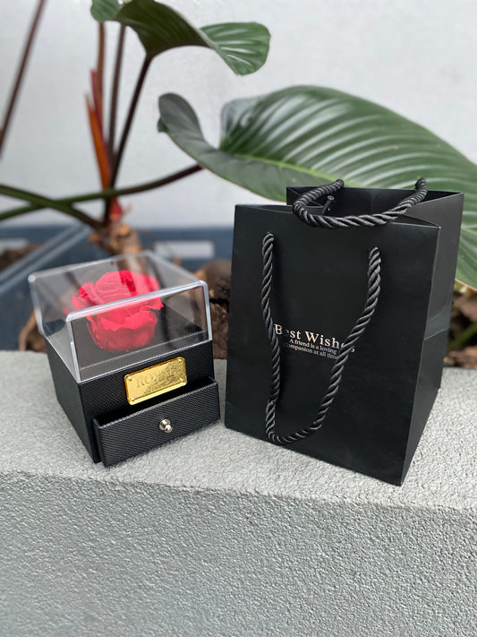 Joyero con rosa