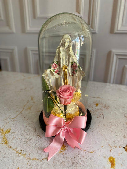 Virgen decorada mediana y rosa preservada